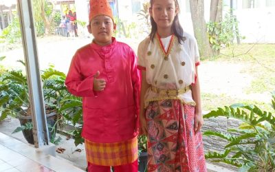 Kebahagiaan menghampiri dua siswa SD Strada Van Lith II